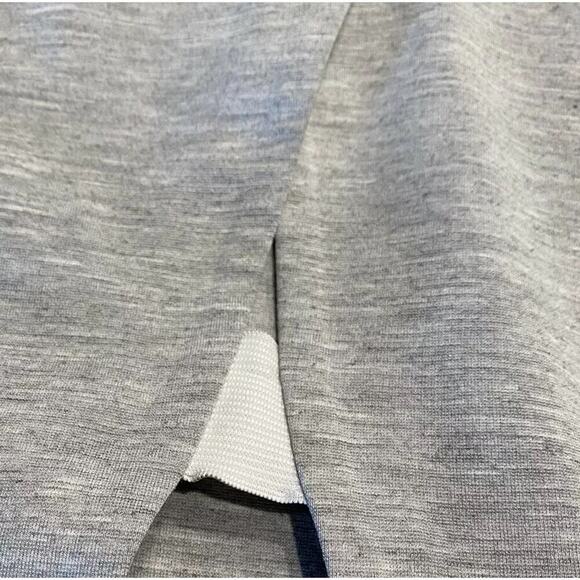 Lululemon Women’s Minimal Gray Top Short Sleeve Crop Peekaboo Open Back FLAWED - Picture 5 of 9